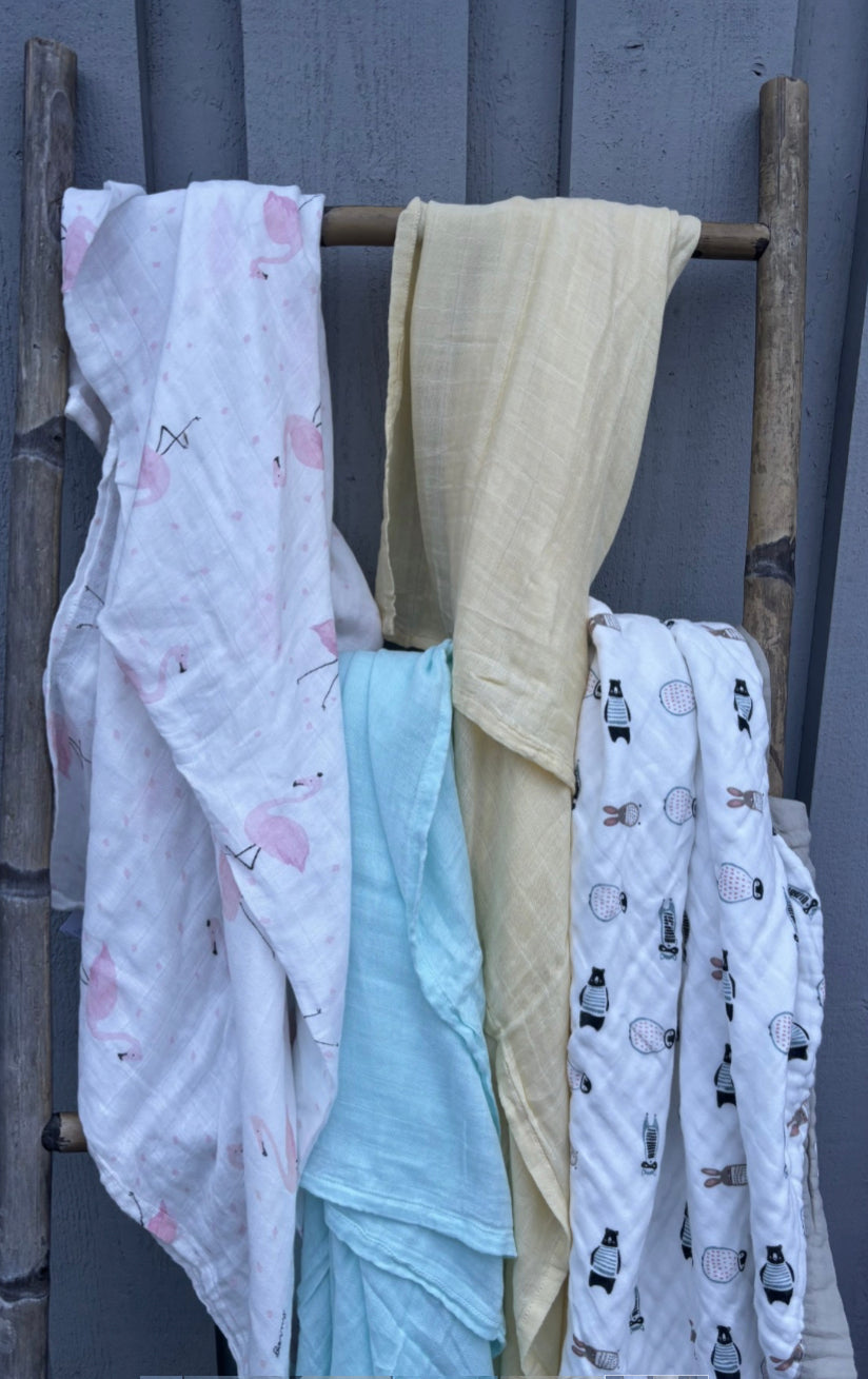Flamingo Swaddle